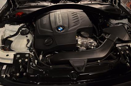 BMW تطلق الفئة السادسة والجيل السادس من الفئة الثالثة في بيروت
